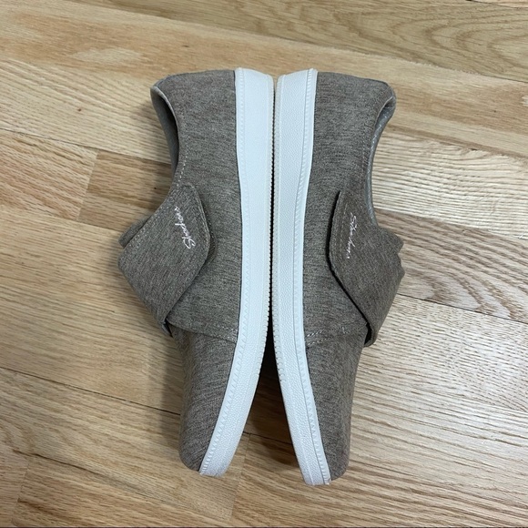 Skechers Tan Sneakers Sz 7 Women’s Casual Taupe - Picture 4 of 10